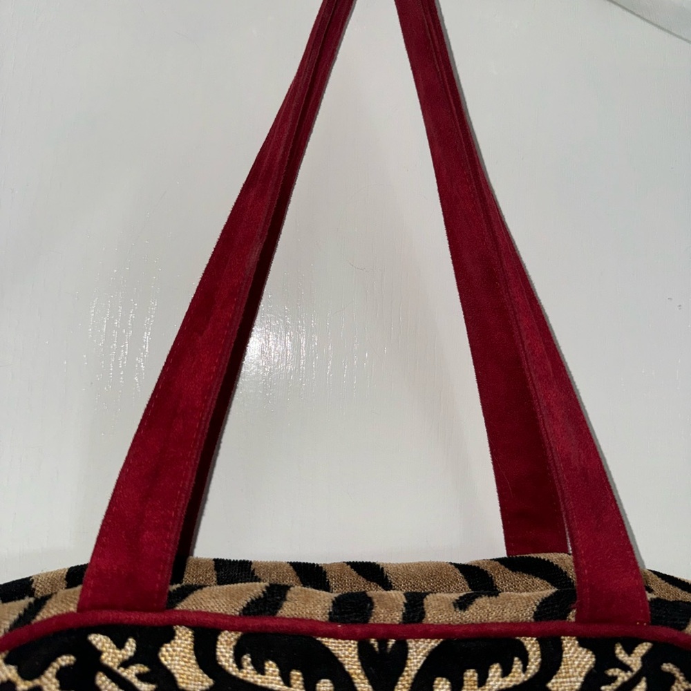 Atenti Overnighter Floral and Zebra Arabesque Carpet Bagger Bag - Picture 5 of 14